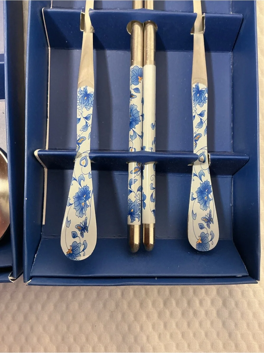 Blue Floral Stainless Steel Flatware Set with Chopsticks - Floral Handle